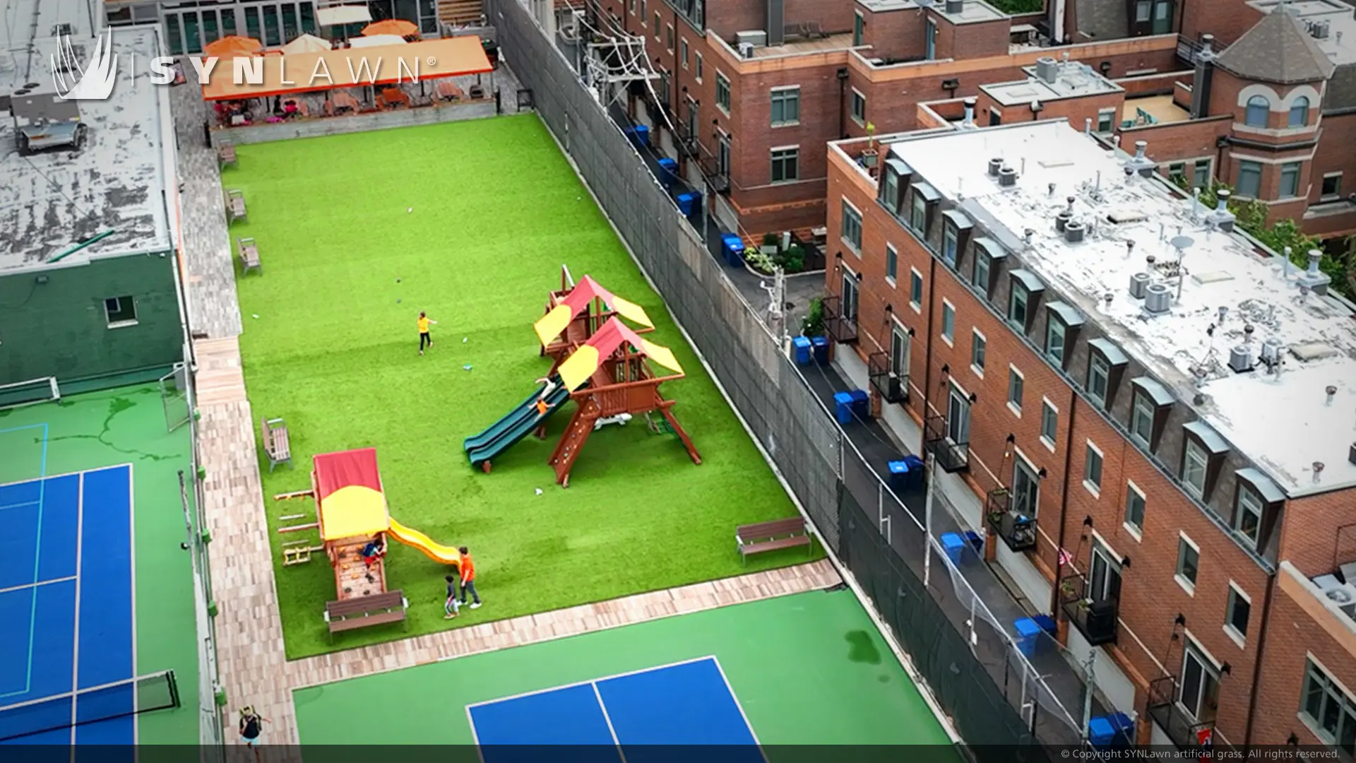 Lakeshore Sports and Fitness Club Rooftop with SYNLawn artificial grass in Chicago Illinois image of Lakeshore Sports and Fitness Club Rooftop with SYNLawn artificial grass in Chicago Illinois