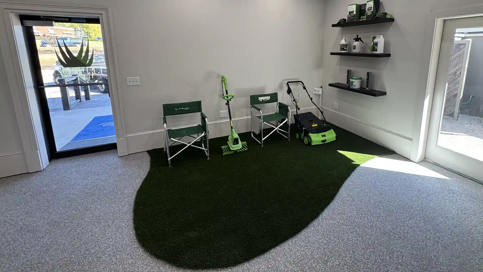 SYNLawn Alabama is your source for artificial grass sales and installation services in Birmingham USA image of SYNLawn Alabama Showroom your source for artificial grass sales and installation services in Birmingham USA