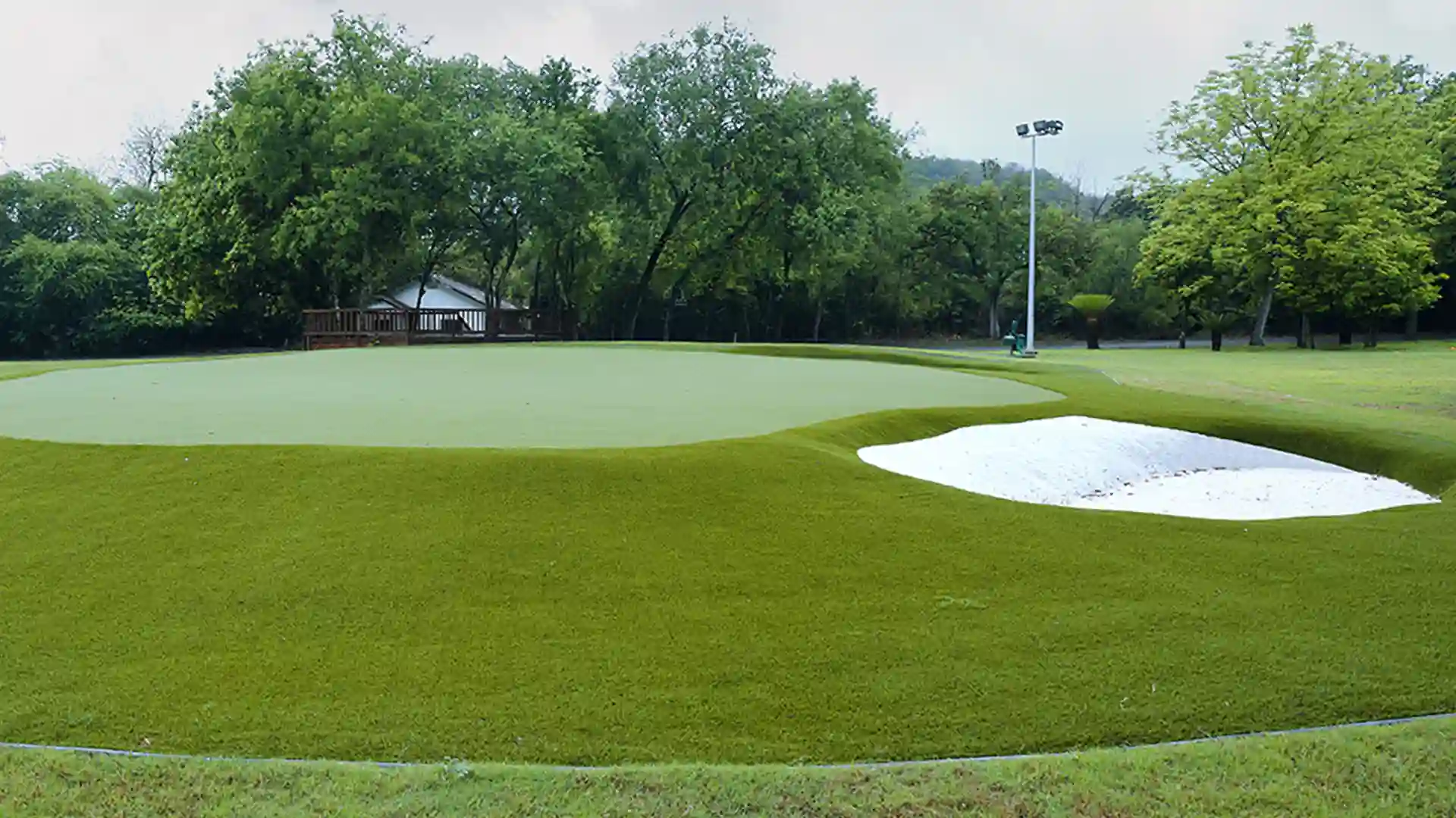 SYNLawn Golf custom artificial grass putting green with exclusive ShotStopper Technology in Monterrey Mexico image of synlawn custom artificial grass putting green with shot stopper technology in Monterrey Mexico