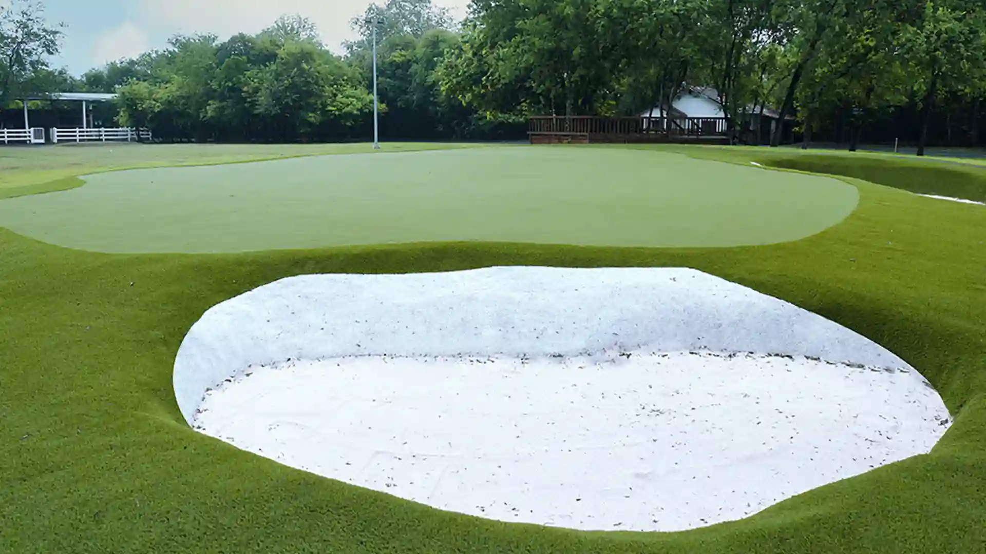 SYNLawn Golf custom artificial grass putting green with exclusive ShotStopper Technology in Monterrey Mexico image of synlawn custom artificial grass putting green with shot stopper technology in Monterrey Mexico
